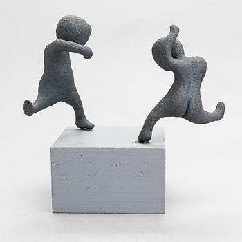 Raimo Veranen, sculpture, painted sandstorne, signed and dated -95.