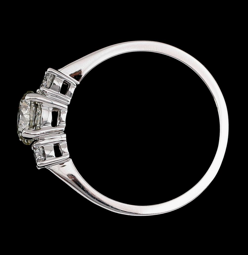 RING, 18 k vitguld, 3 briljantslipade diamanter tot ca 1.30 ct.