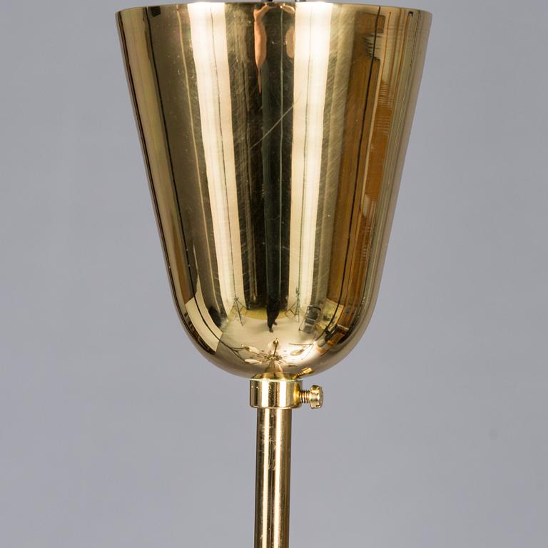 Paavo Tynell, taklampa, modell K1-9/5 Idman 1900-talets mitt.