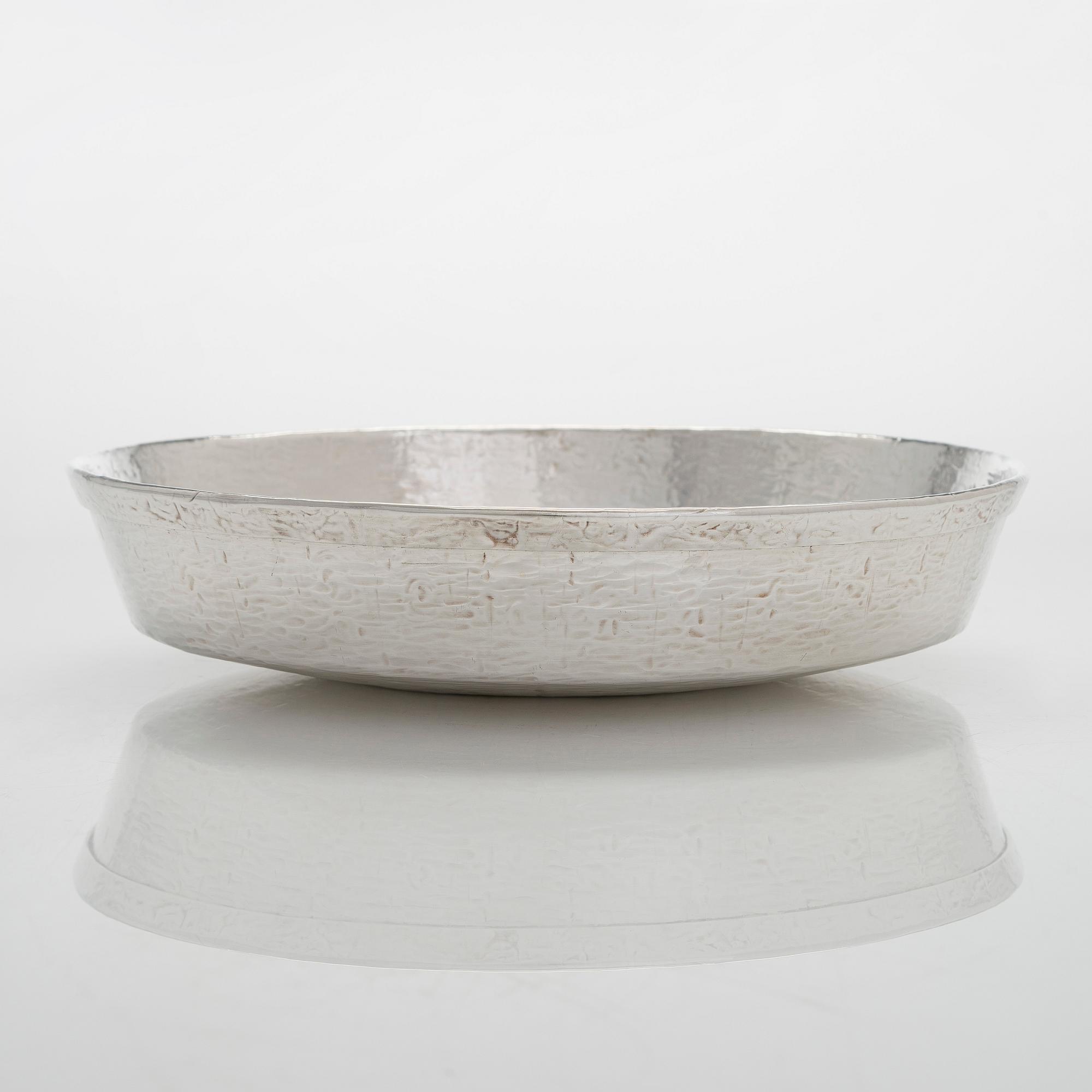 Tapio Wirkkala, skål, silver, TW 289, Kultakeskus, Tavastehus 1967. Modellen formgiven 1963.