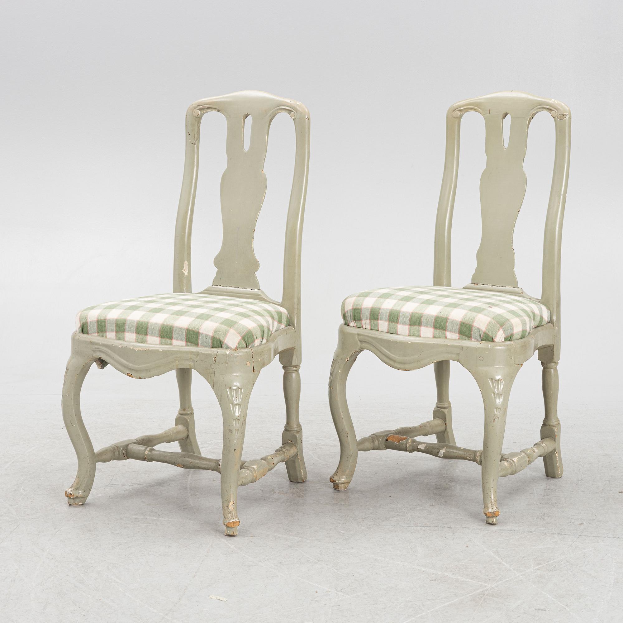 Stolar, ett par, senbarock/rokoko, 1700-talets första hälft.