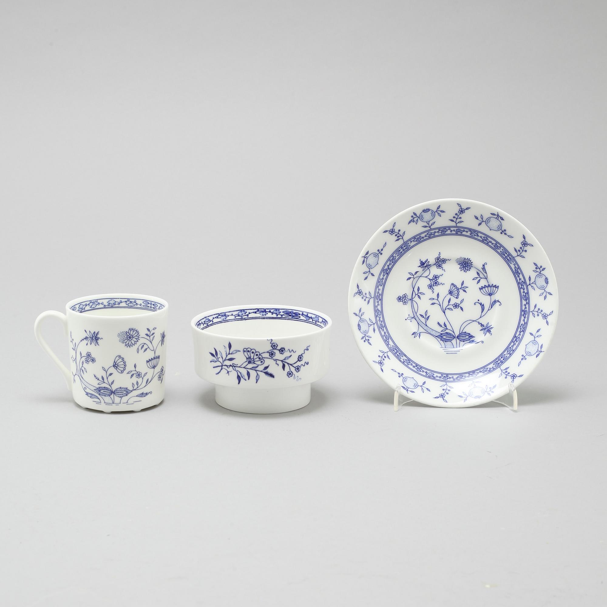 KAFFESERVISDELAR, 22 kaffekoppar varav 10 med underfat samt sockerskål, porslin, "Dresden", Stig Lindberg, Gustavsberg.