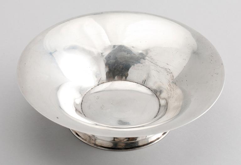 SKÅL, silver, Wiwen Nilsson, Lund 1929. Vikt 158 g.