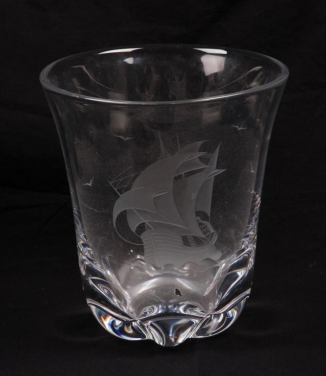 VAS, glas, Vicke Lindstrand, Orrefors. Sign o numr 1404.