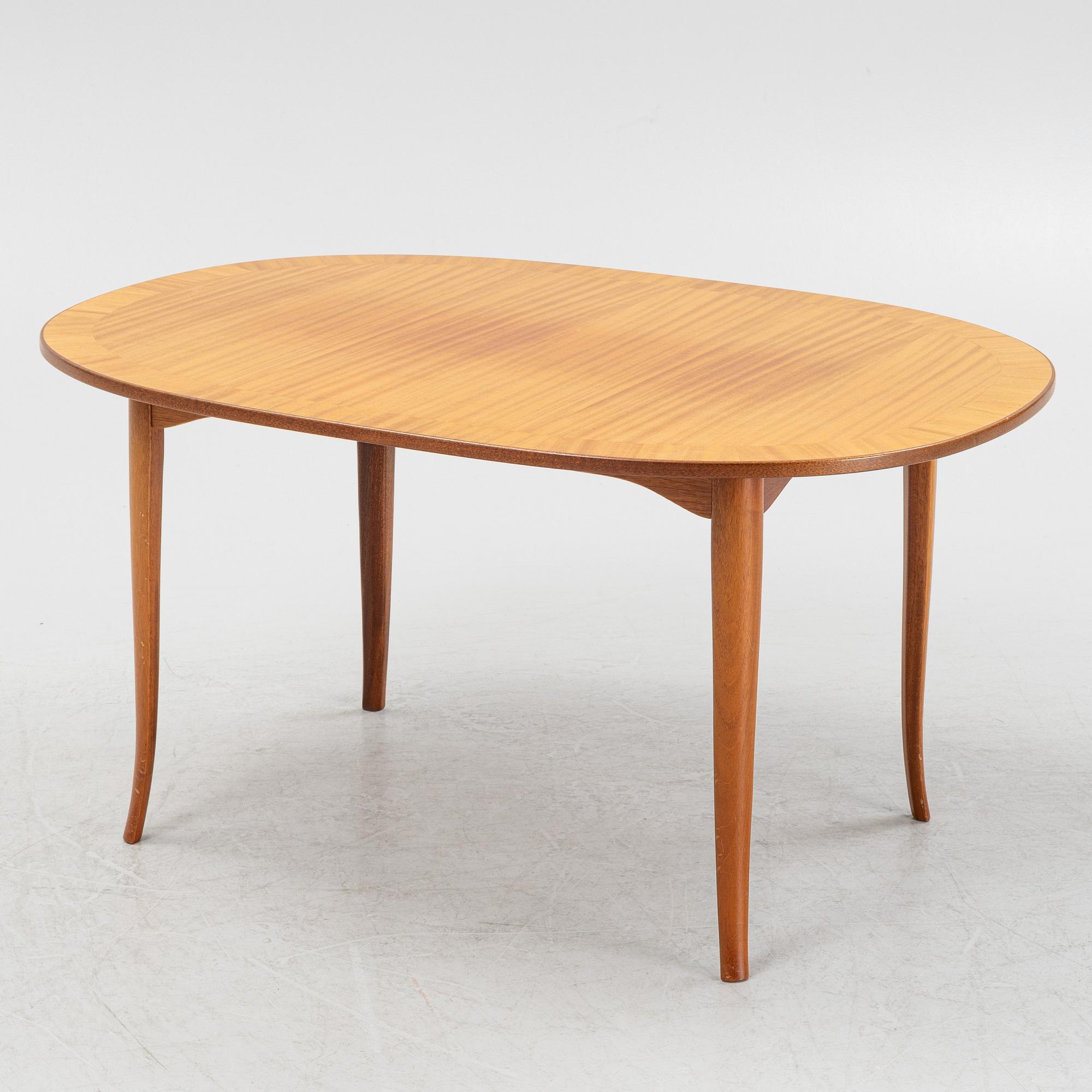 Carl Malmsten, soffbord, "Ovalen", 1900-talets andra hälft.