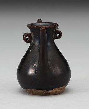 A brown glazed pot, Song/Yuan dynasty.