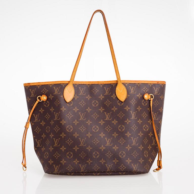 Louis Vuitton, A 'Neverfull MM' Monogram Bag.