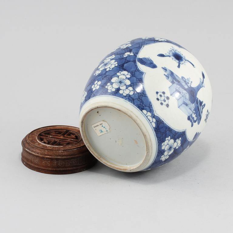 BOJAN, porslin, Kina, Kangxi-stil, Kina, 1800-tal.