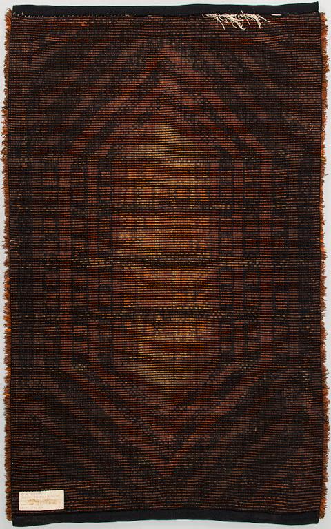 Terttu Tomero, rya, modell för Neovius. 1960-tal. Ca 204x122 cm.