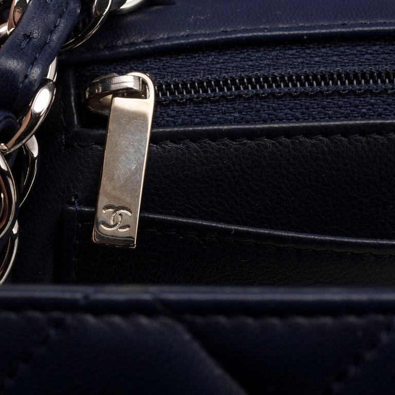 VÄSKA, "Jumbo Single Flap Bag", Chanel, 2009-2010.