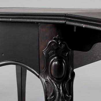 KLAFFBORD, rokokostil, 1900-talets första del.