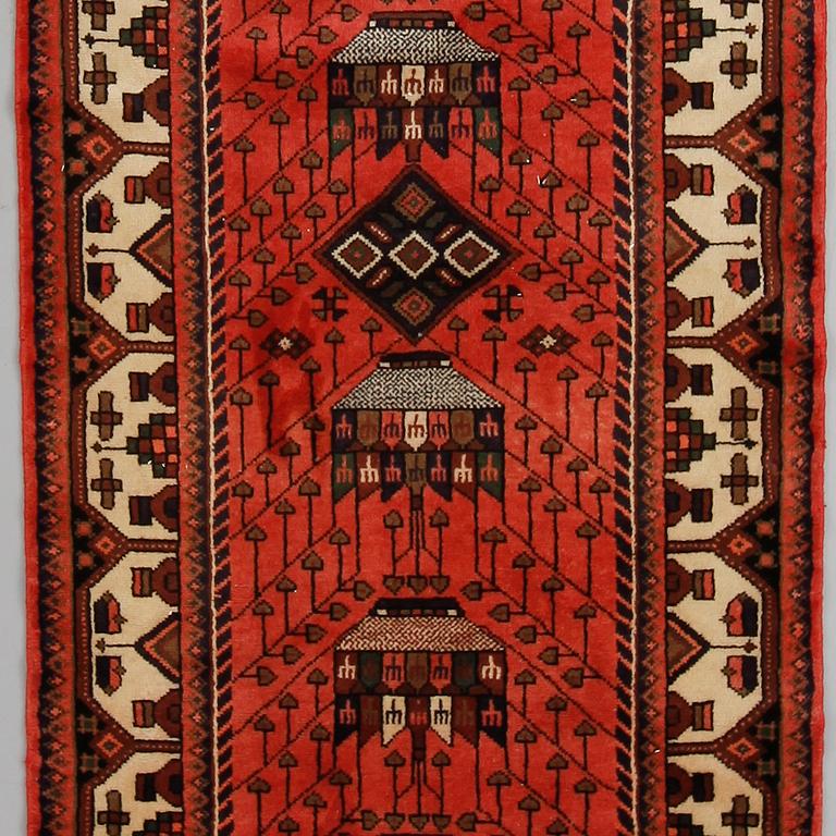 MATTA, Hamadan, ca 275 x 100 cm.