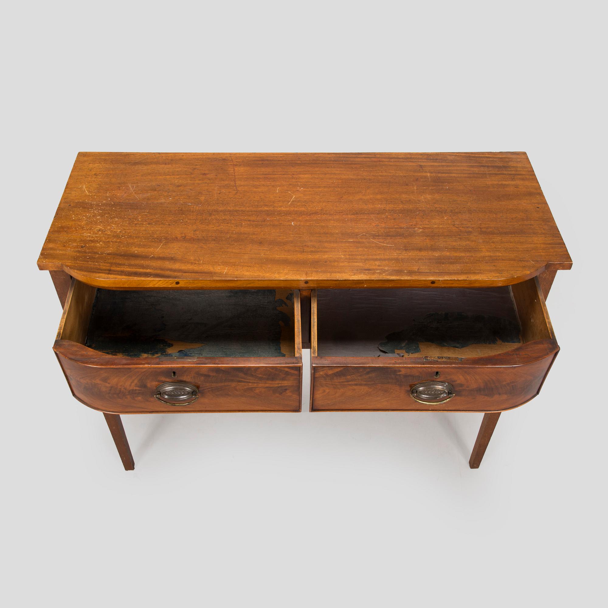 Sidobord, 1800-talets senare hälft.