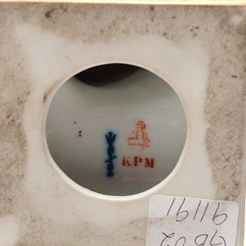 FIGURINER, ett par, porslin. Berlin, omkring 1900.