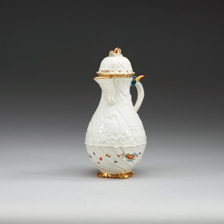 A Meissen teapot with cover, 20th Century.