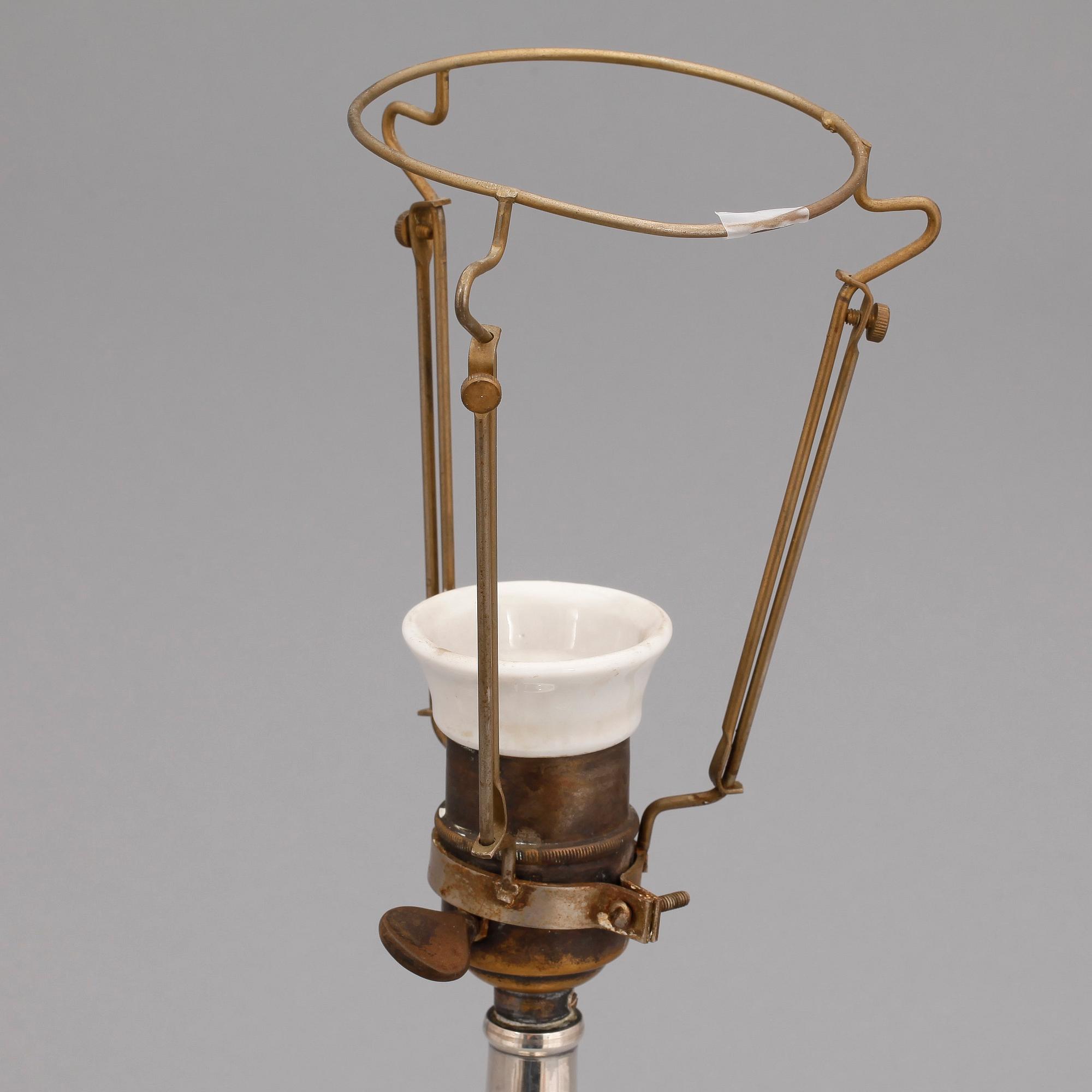 BORDSLAMPA, silver, CG Hallberg, Stockholm 1930.