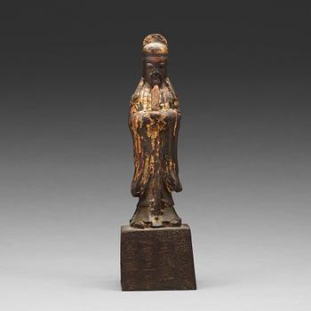 496. A copper alloy figure of a daoist dignitary, late Ming dynasty (1368-1644).