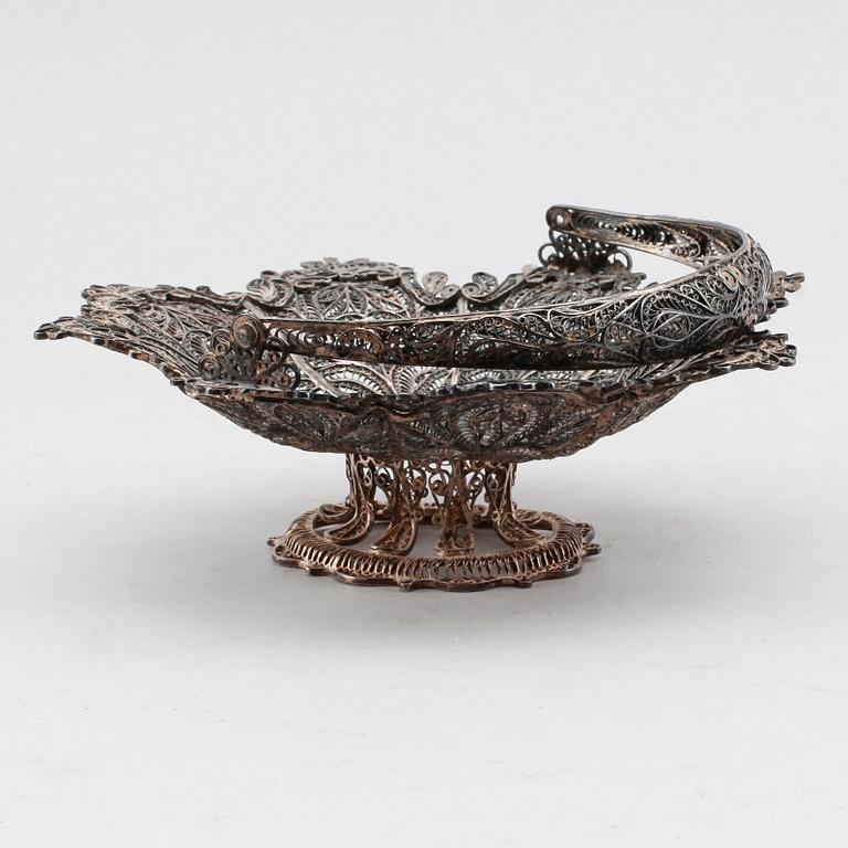FAT, silver, 1900-talets första hälft. Vikt ca 138 gram.