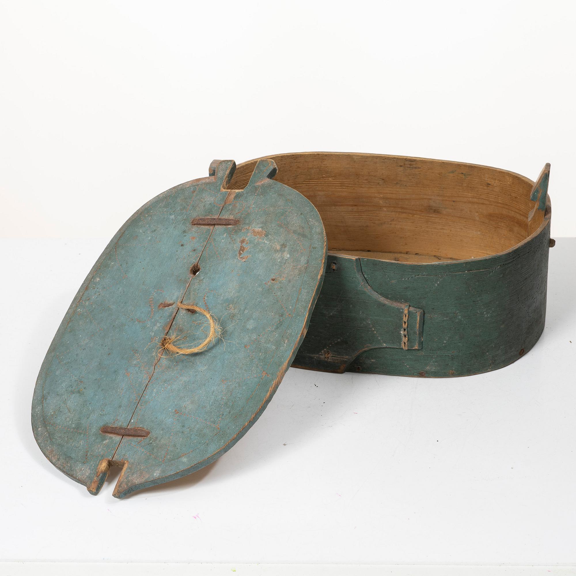 Two boxes, 19th century.