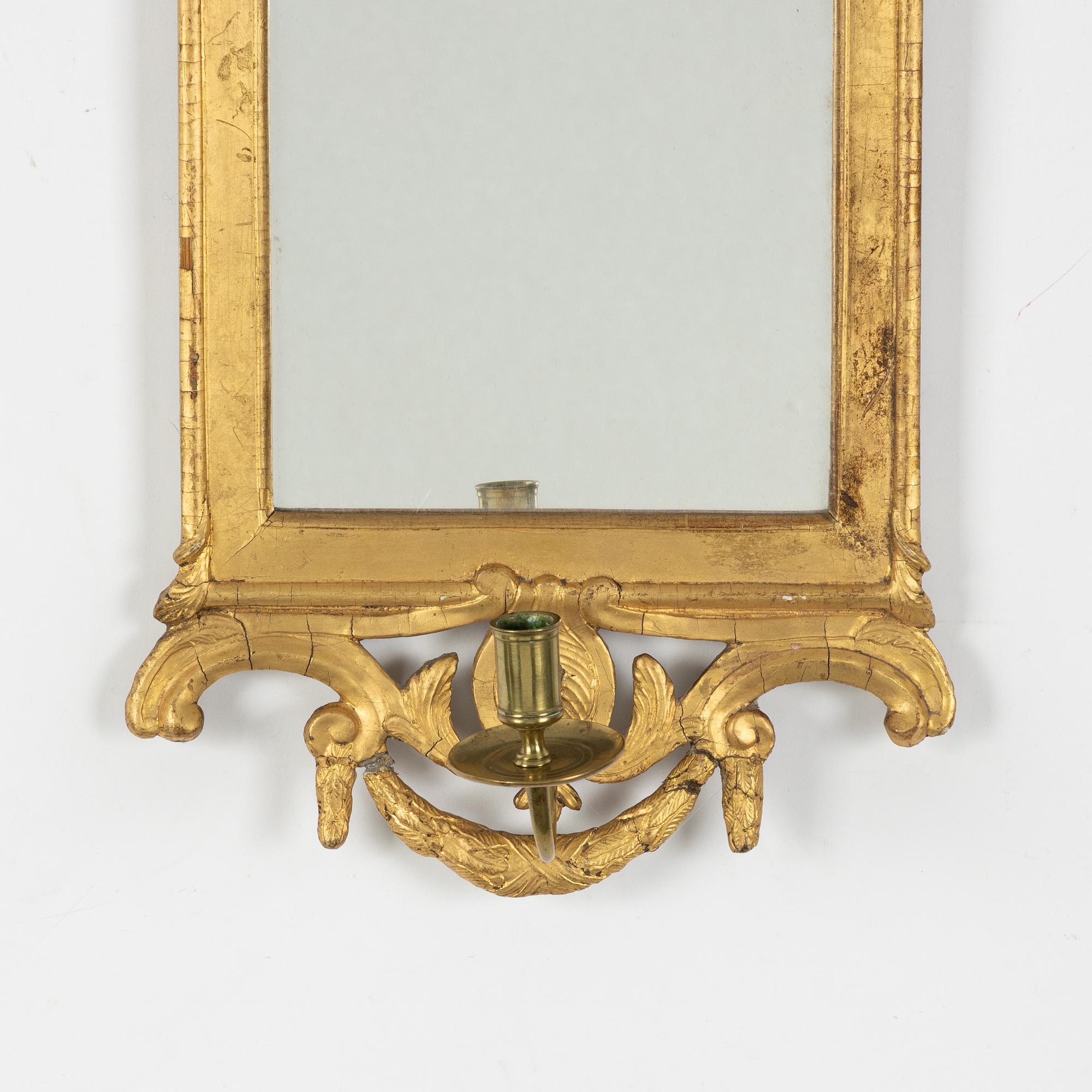 Spegellampetter, två stycken, för ett ljus, Gustaviansk samt Gustaviansk stil, sent 1700- respektive sent 1800-tal.