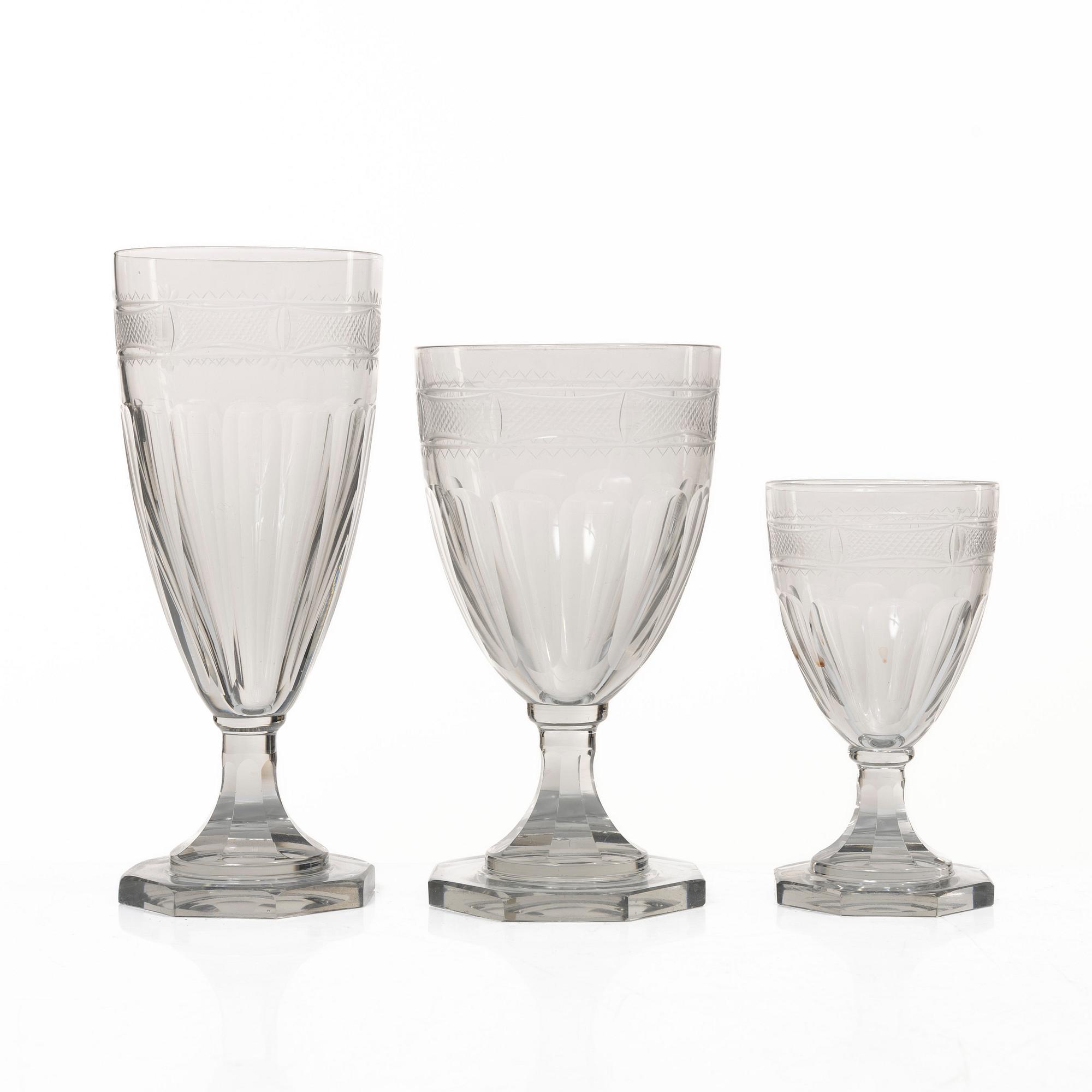 Gerda Strömberg, glasservis, 116 delar, "Hörningsholm", Strömbergshyttan.