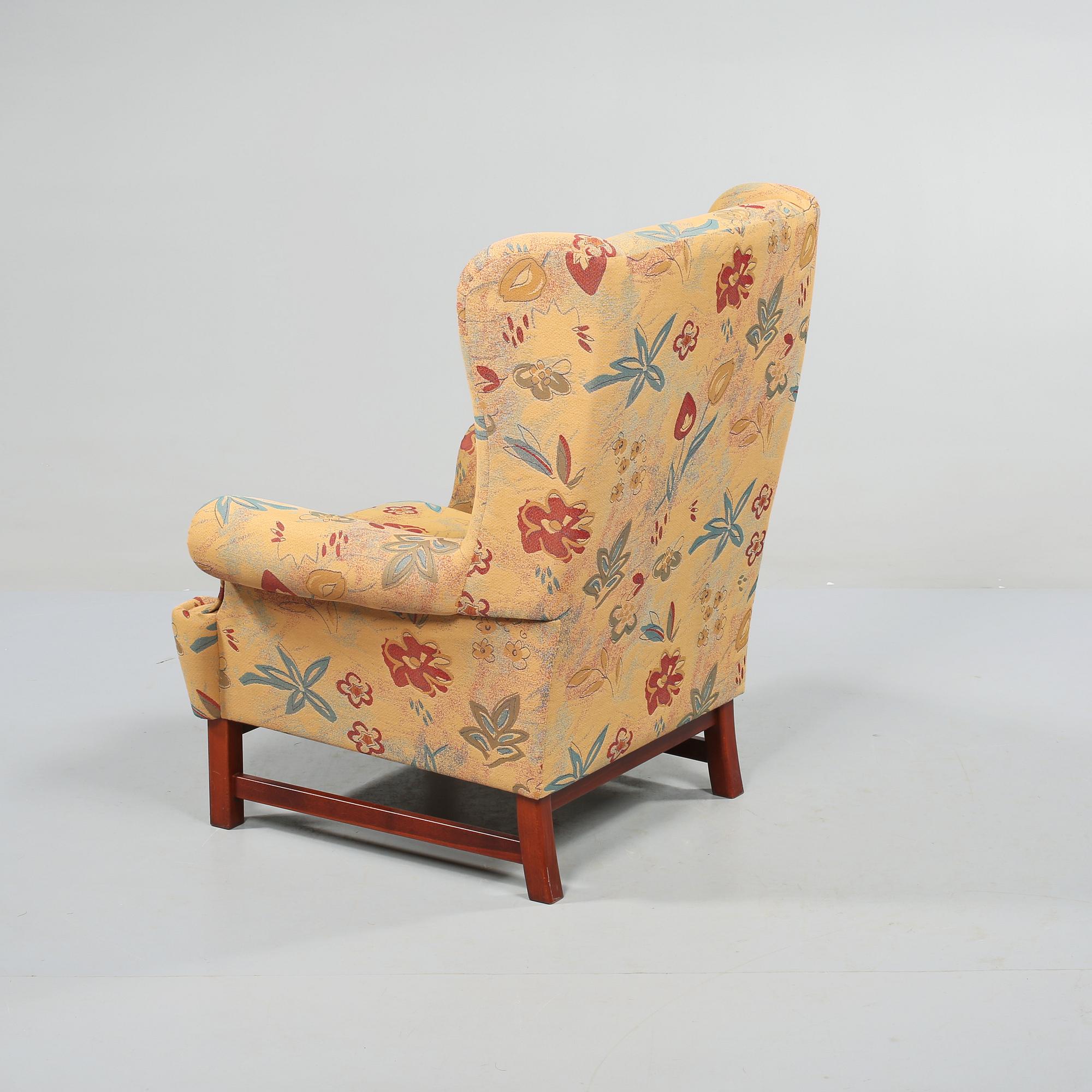 ÖRONLAPPSFÅTÖLJ, modell 3543 Oxford, Firma Svenskt Tenn, 1900-talets andra hälft.
