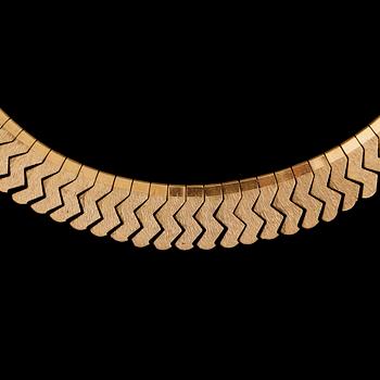 COLLIER, 18K guld. Vikt ca 34 g.