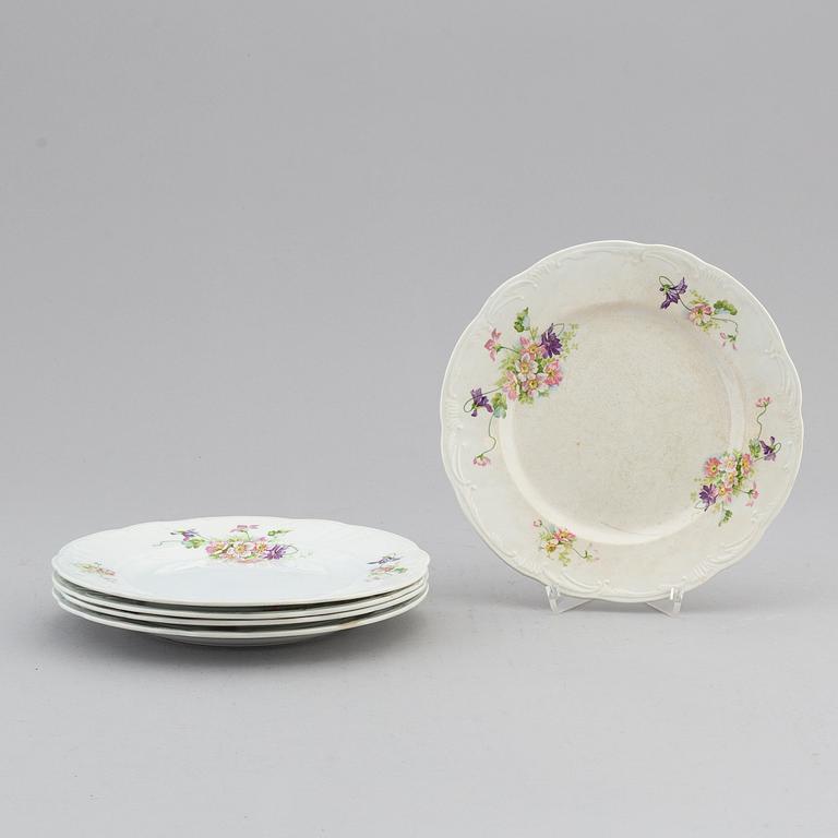 Five Russian faiance dishes, Kuznetsov, 1890-1917.