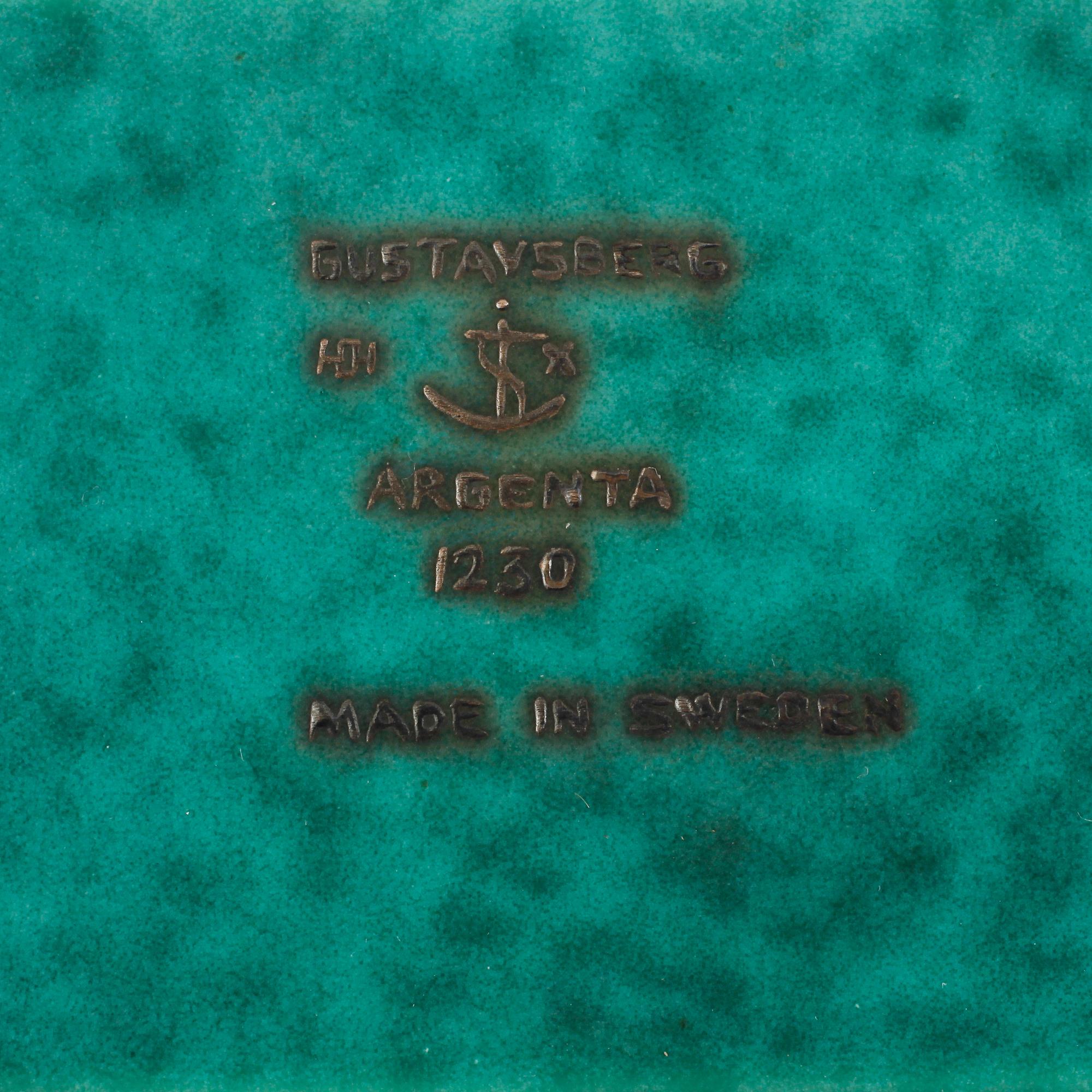 CIGARETTASK och ASKFAT, stengods, "Argenta", Wilhelm Kåge, Gustavsberg, omkring 1900-talets mitt.