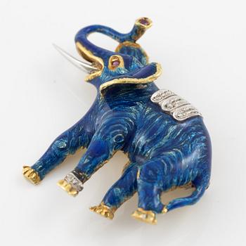 Brosch i form av elefant, 18K guld med blå emalj, rubiner och diamanter.