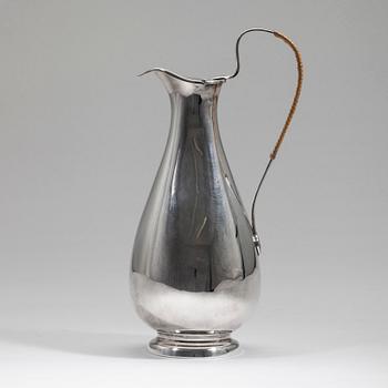 KANNA, silver, Hopeatehdas, Helsingfors 1966. Vikt ca 385 g.