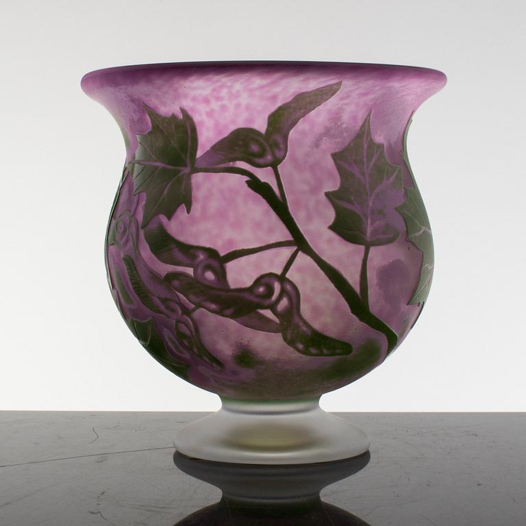 An overlay unique glass vase by Astrid Gate 1997.