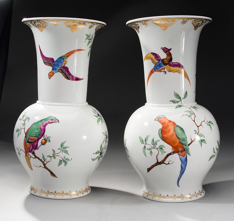 A PAIR OF URNS.