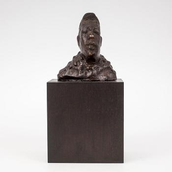 OKÄND KONSTNÄR, skulptur, brons. Otydligt monogramsignerad.