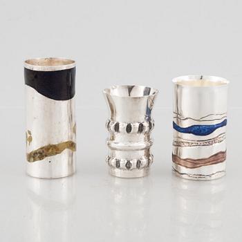 Three sterling silver miniature beakers/vases, marks of Lars Arby, Gothenburg, Sweden 1977-1982.