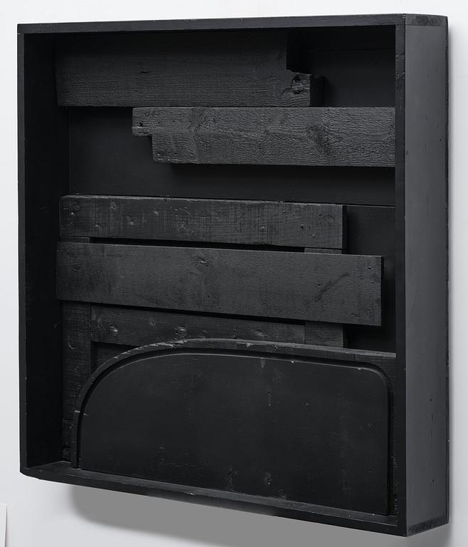 Louise Nevelson, "Day/Night XI".