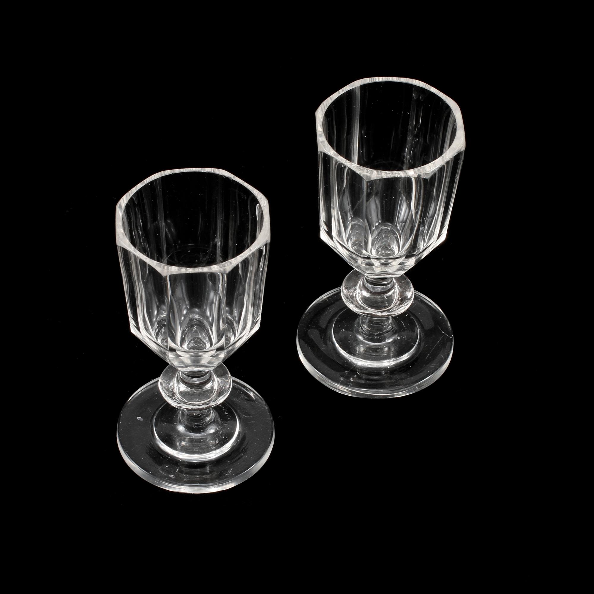 SHERRYGLAS, 16 st, glas, omkring 1900.
