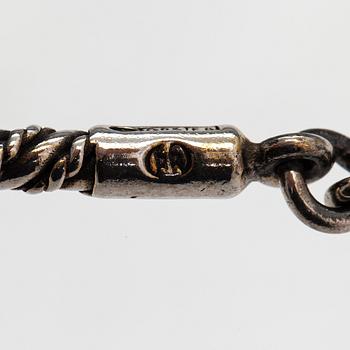 Halsband, ring och armband, silver. Helsingfors 1980-90-tal.