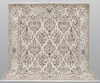 Matta, Figural Nain part silk s.k 9 LAA, ca 230 x 197 cm.