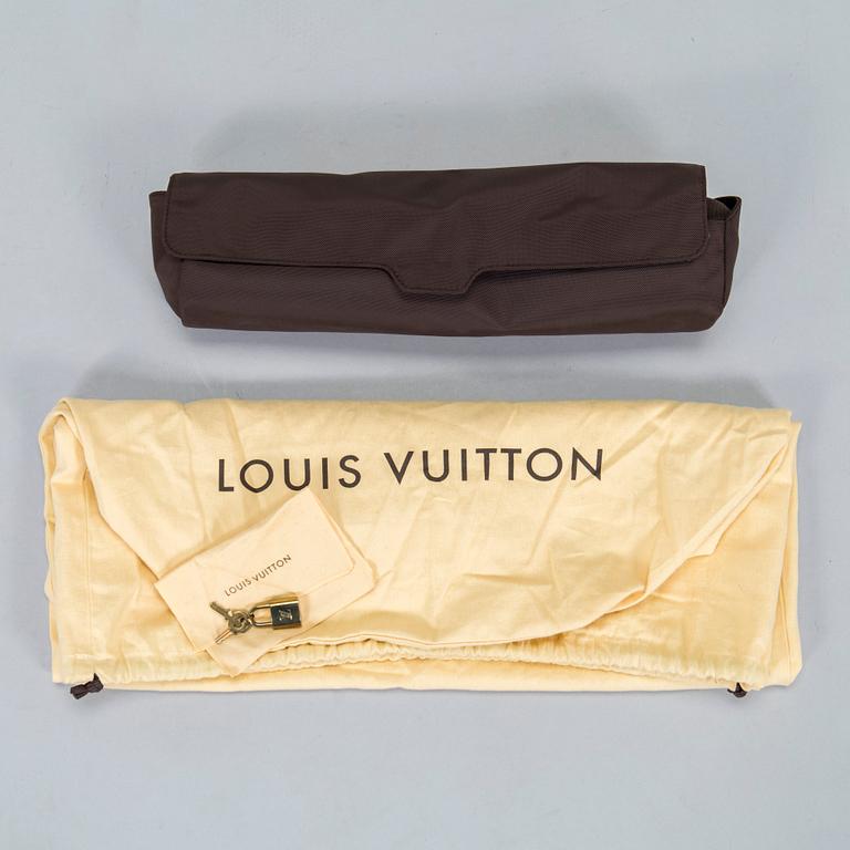 Louis Vuitton, matkalaukku, "Pégase 45".