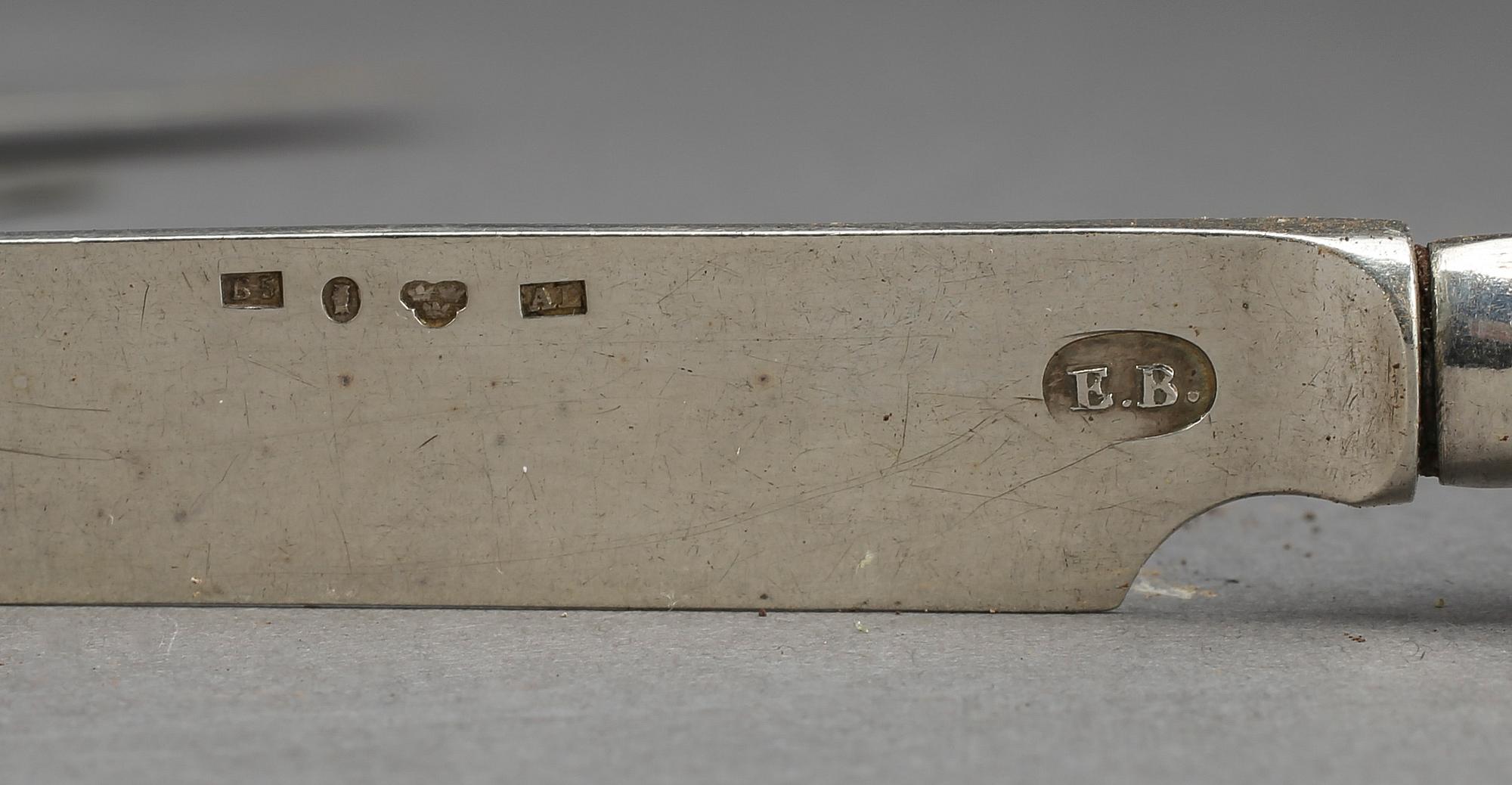 FRUKTKNIVAR, 6+6, silver, modell Olga, mest Anders Lundqvist, Stockholm 1853-56. Tot ca 350 gram.