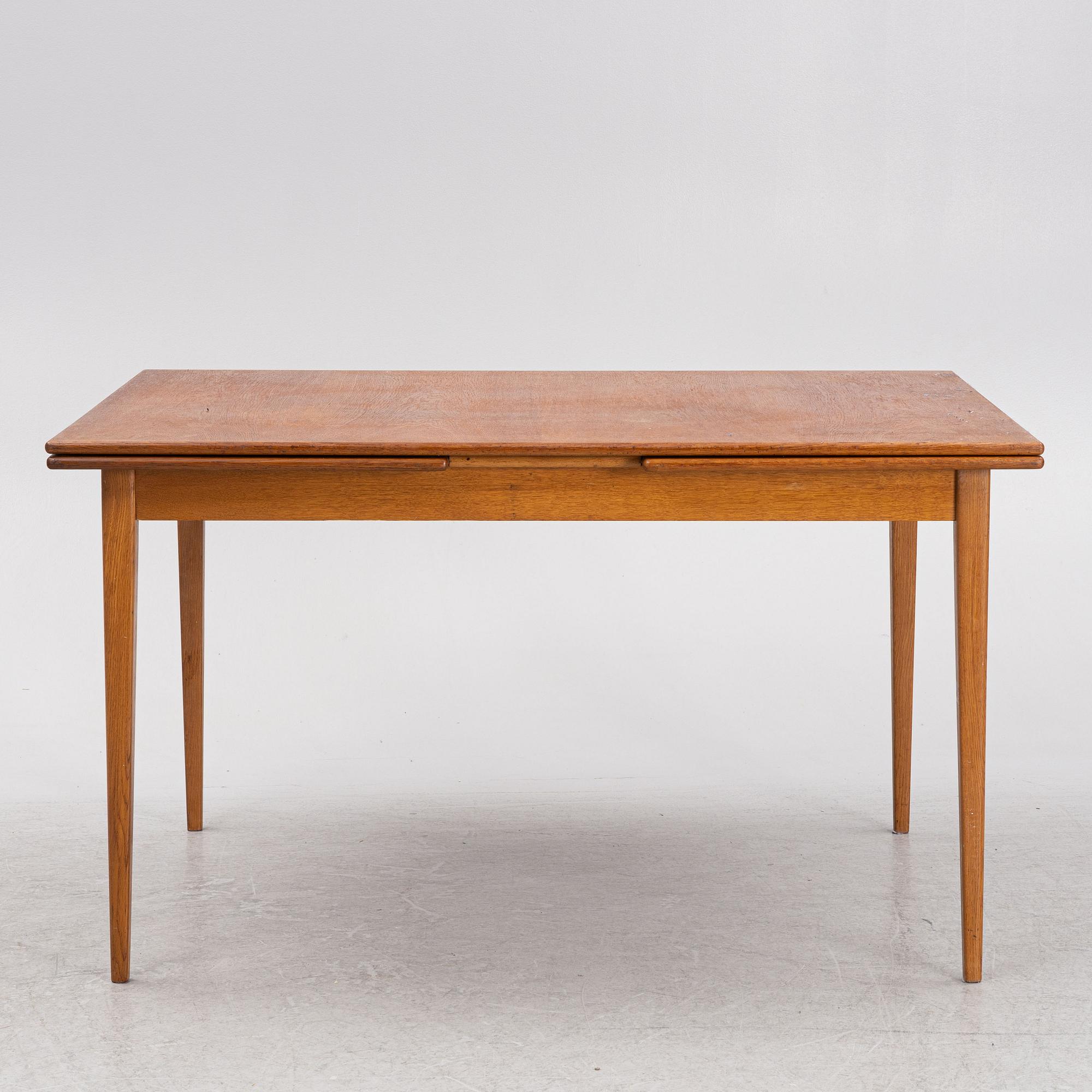 Matbord, 1900-talets mitt.