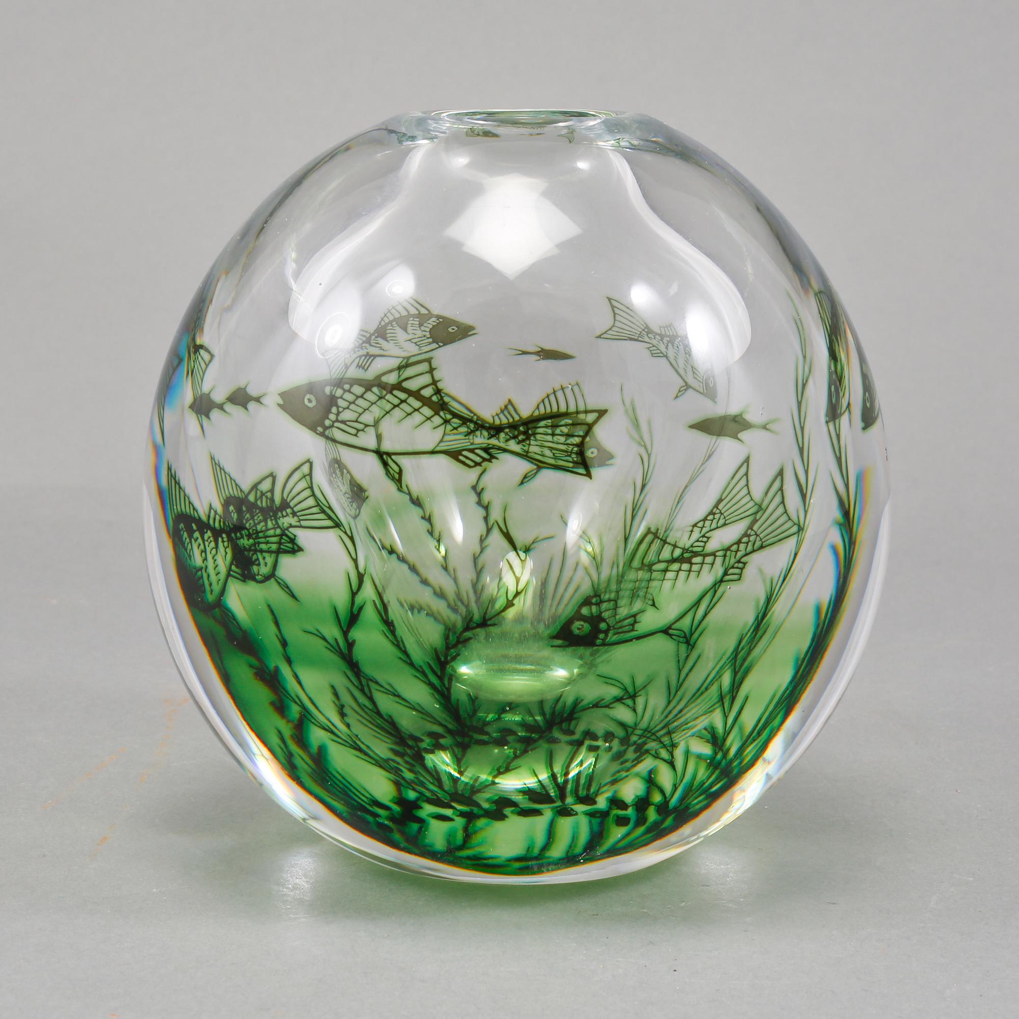 VAS, glas, "Fiskgraal", Edward Hald, Orrefors, 1900-talets andra hälft.