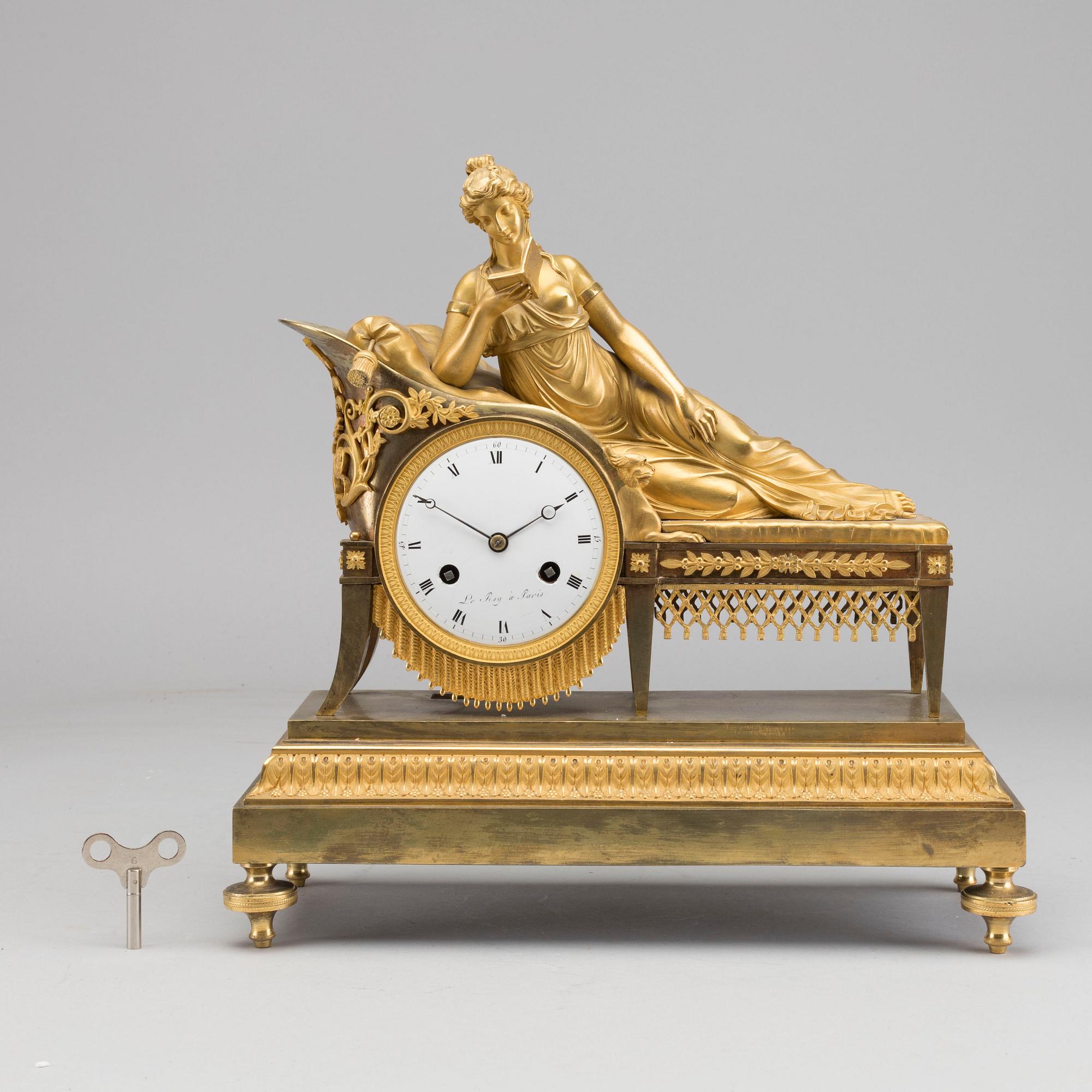 BORDSPENDYL, empire Le Roy Paris 1800-talets mitt.