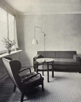 Kooperativa Förbundets Arkitektkontor, a pair of armchairs, executed by Gemla, Diö, 1930s.