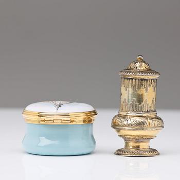 A 18th century silver gilt snuff-box, unmarked. And a enameled snuff-box with the Duomo, Firenze, modern make.