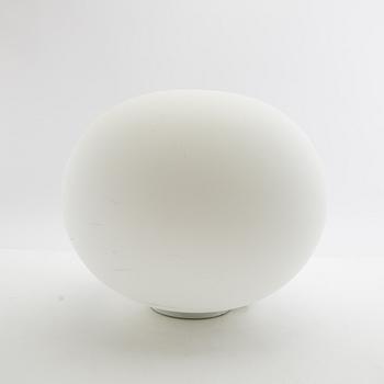 Jasper Morrison, Table lamp "Glo ball" for Flos 2000s.