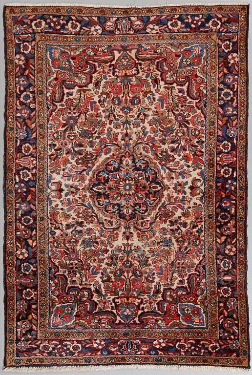 MATTA, troligen Hamadan, 214 x 142 cm.