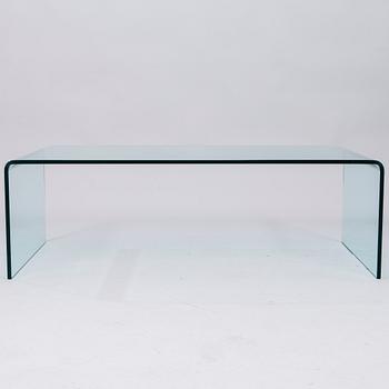 A 21 st century coffee table "Pont" for Lignet Roset.