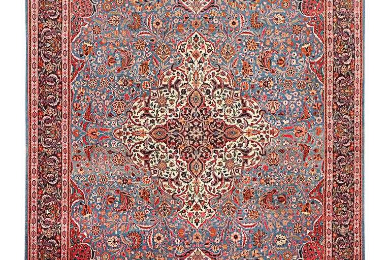 A semi-antique Keshan Carpet, a. 275 x 183 cm.